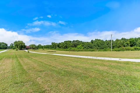 7103 W Farm Road 94-2 at 7103 W Farm Road 94, Springfield, MO 65803