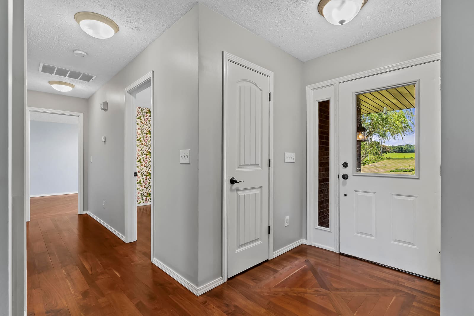7103 W Farm Road 94-10 at 7103 W Farm Road 94, Springfield, MO 65803