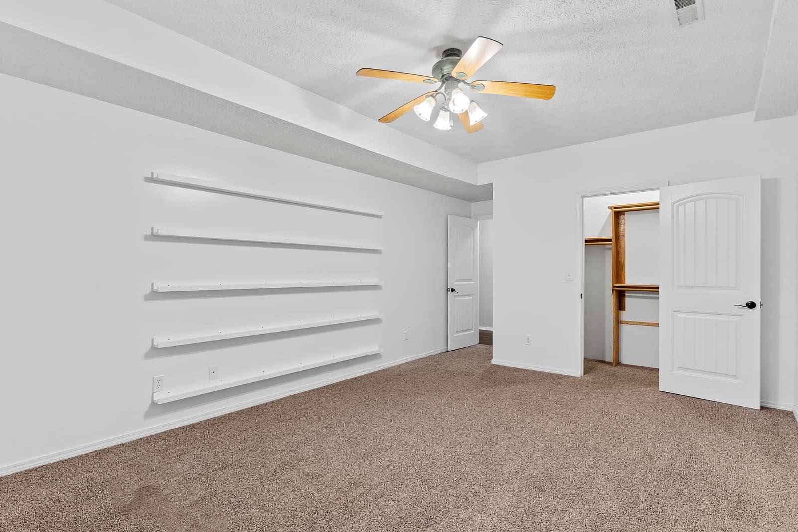 7103 W Farm Road 94-46 at 7103 W Farm Road 94, Springfield, MO 65803