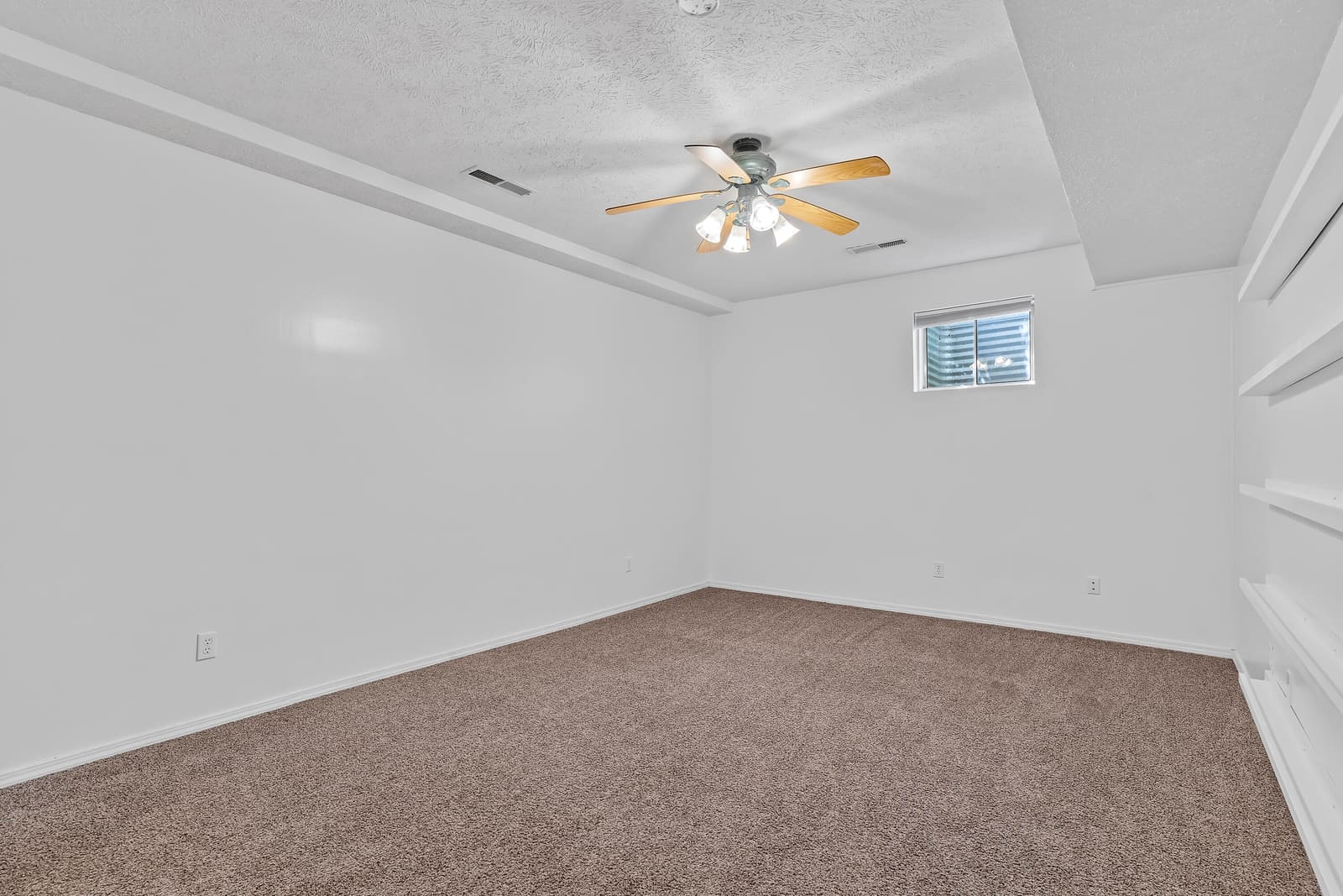 7103 W Farm Road 94-45 at 7103 W Farm Road 94, Springfield, MO 65803
