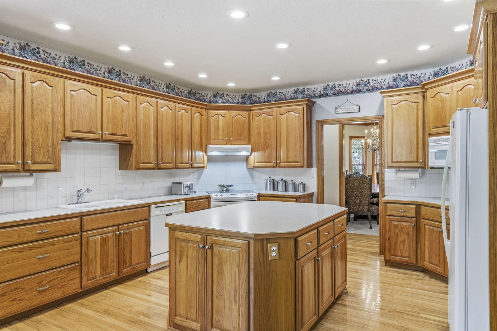13-web-or-mls-DSC05825 at 2411 W Dearborn Street, Springfield, MO 65807