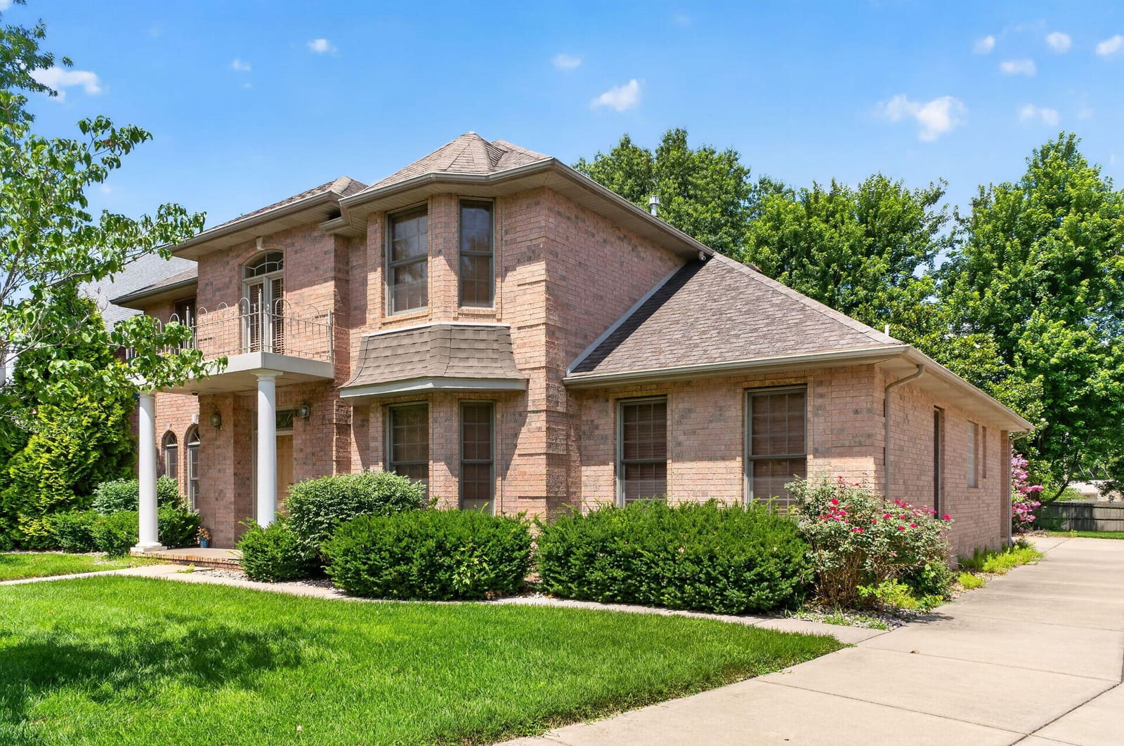 2-web-or-mls-DSC09274 at 2411 W Dearborn Street, Springfield, MO 65807
