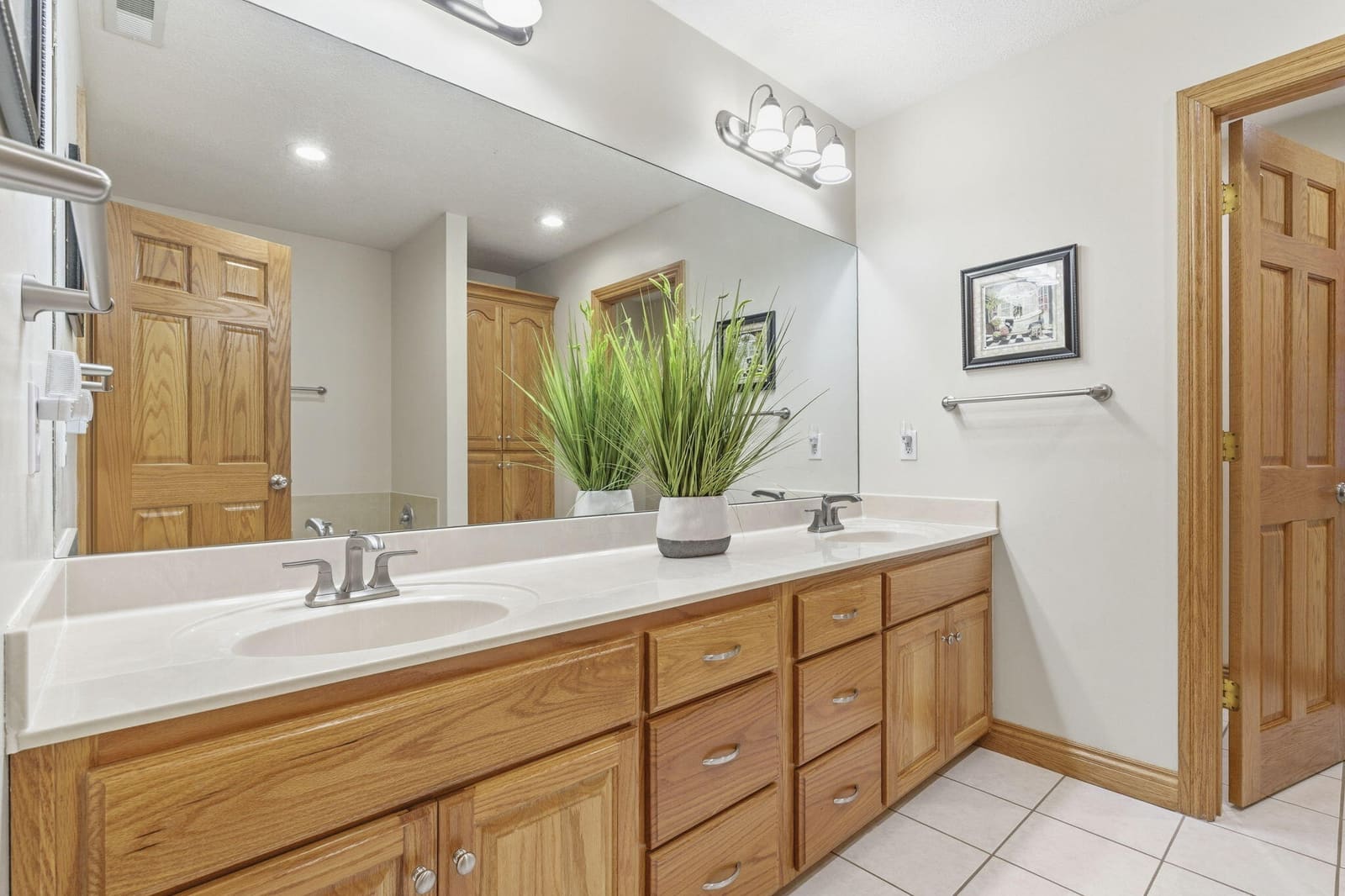 43-web-or-mls-DSC05978 at 2411 W Dearborn Street, Springfield, MO 65807