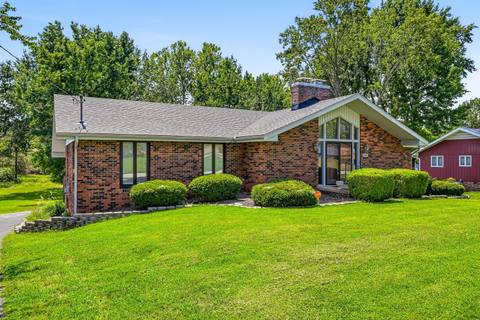 1-Camorene_II_003 at 1050 E Camorene Street, Springfield, MO 65803
