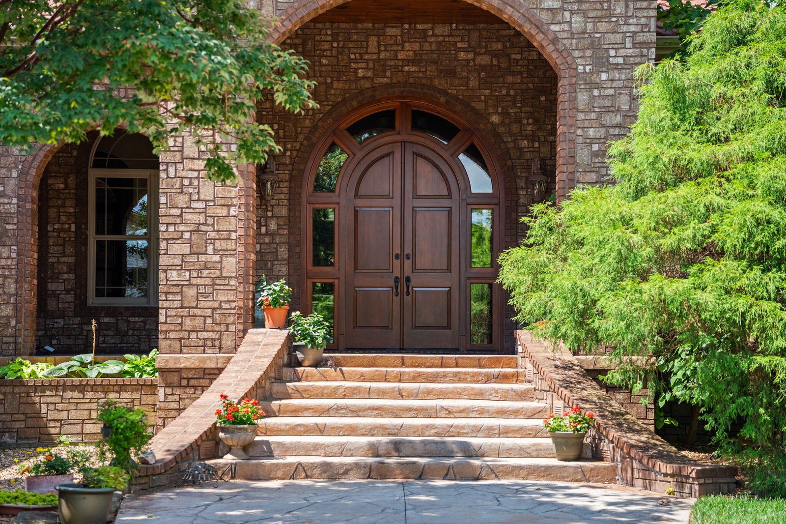 11-web-or-mls-DSC06407 at 3936 E Glen Abbey Drive, Springfield, MO 65809