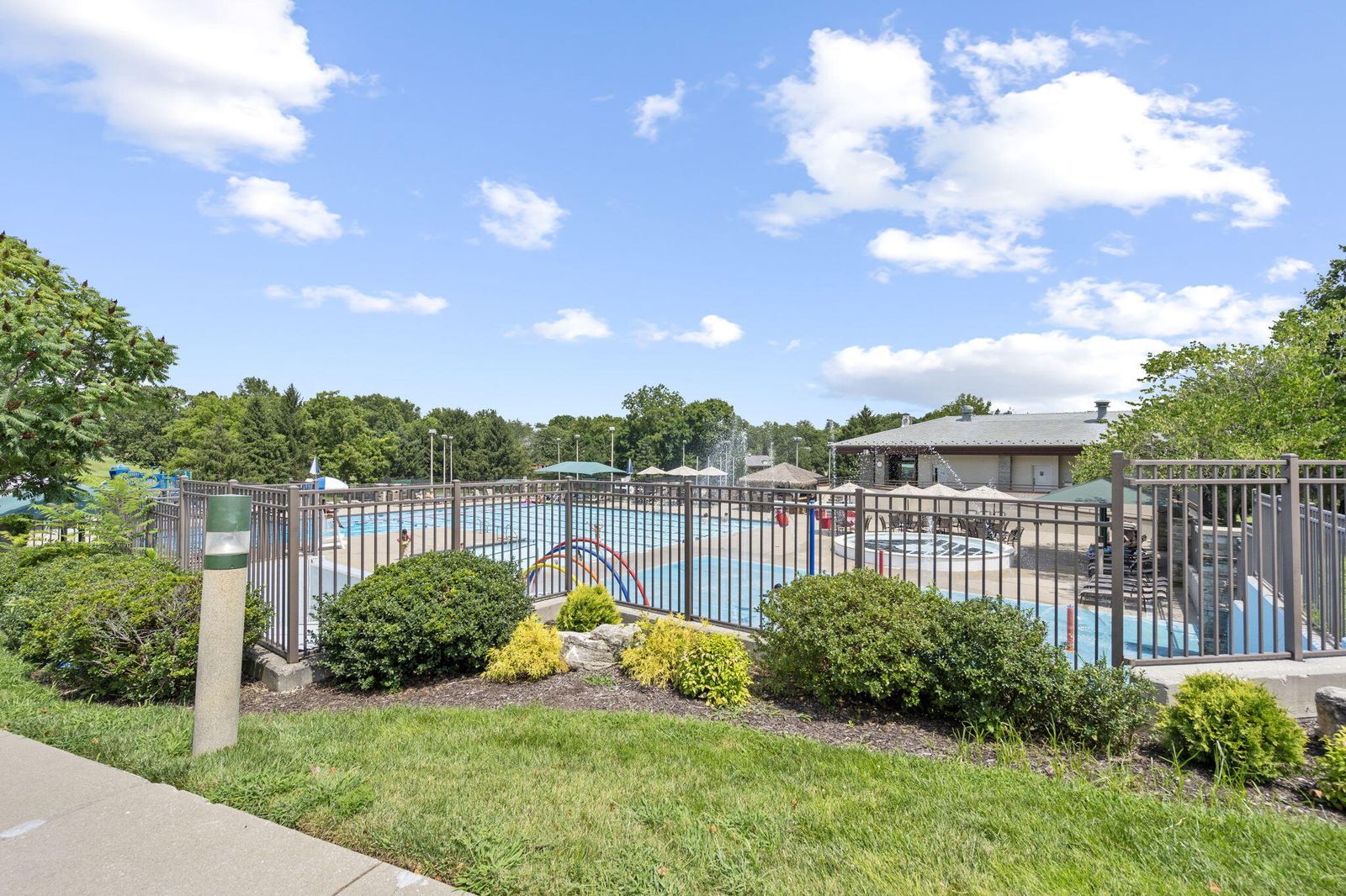 104-web-or-mls-DSC08929 at 3936 E Glen Abbey Drive, Springfield, MO 65809