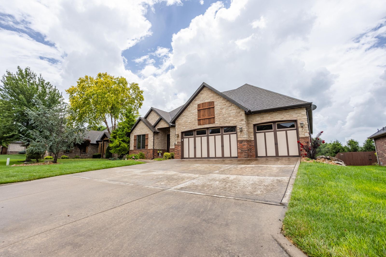 2818CherryBark at 2818 E Cherrybark Street, Springfield, MO 65804