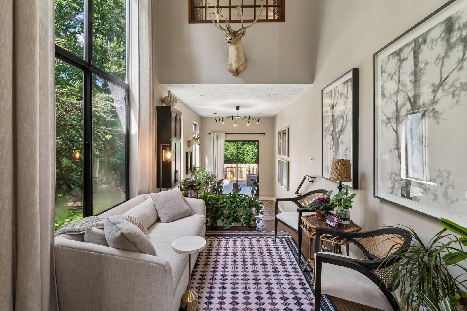 Sitting Room at 4550 E Bannister Road, Springfield, MO 65809