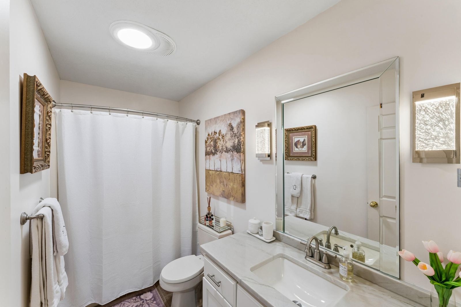 Bathroom 2 at 4550 E Bannister Road, Springfield, MO 65809