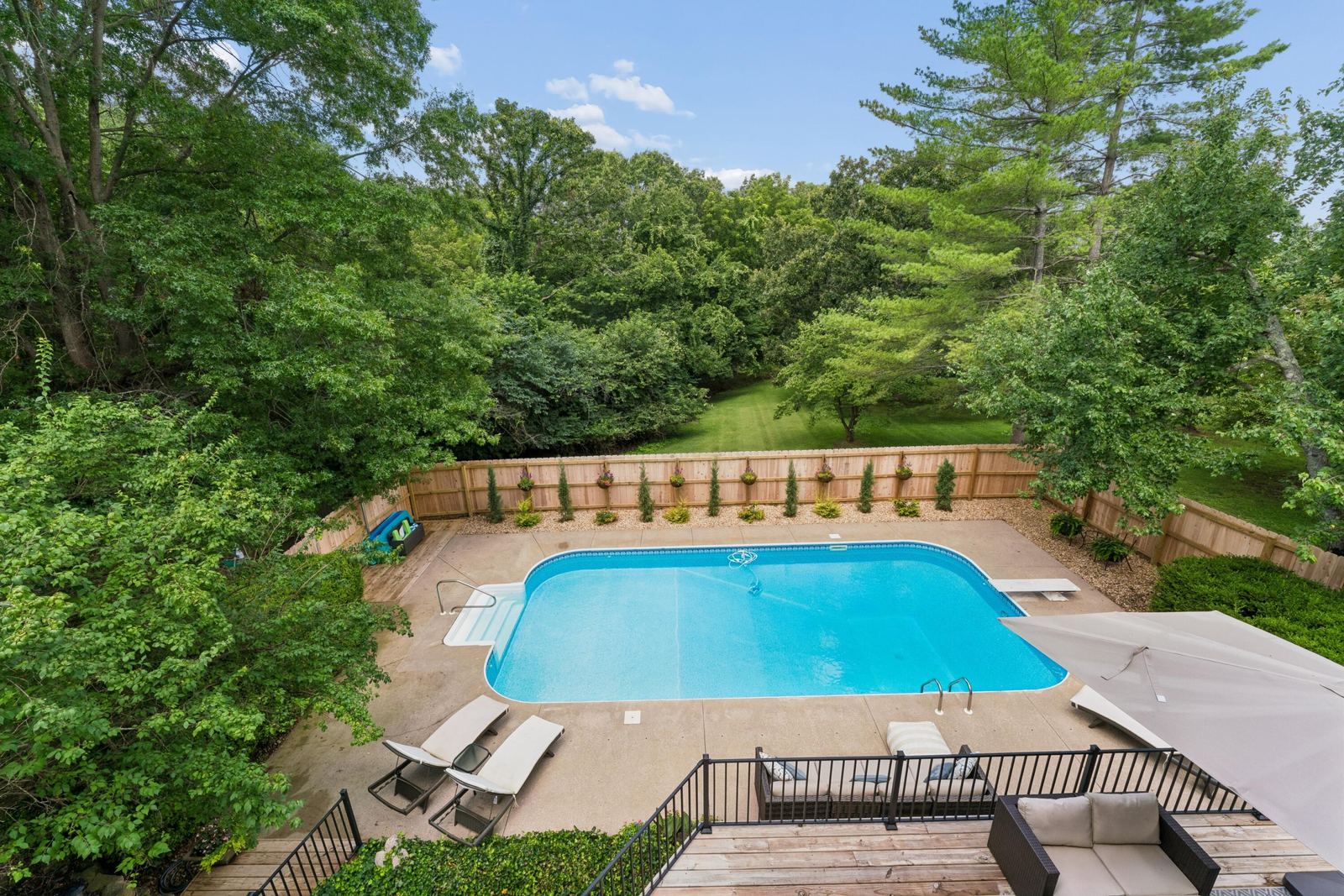 Pool 2 at 4550 E Bannister Road, Springfield, MO 65809