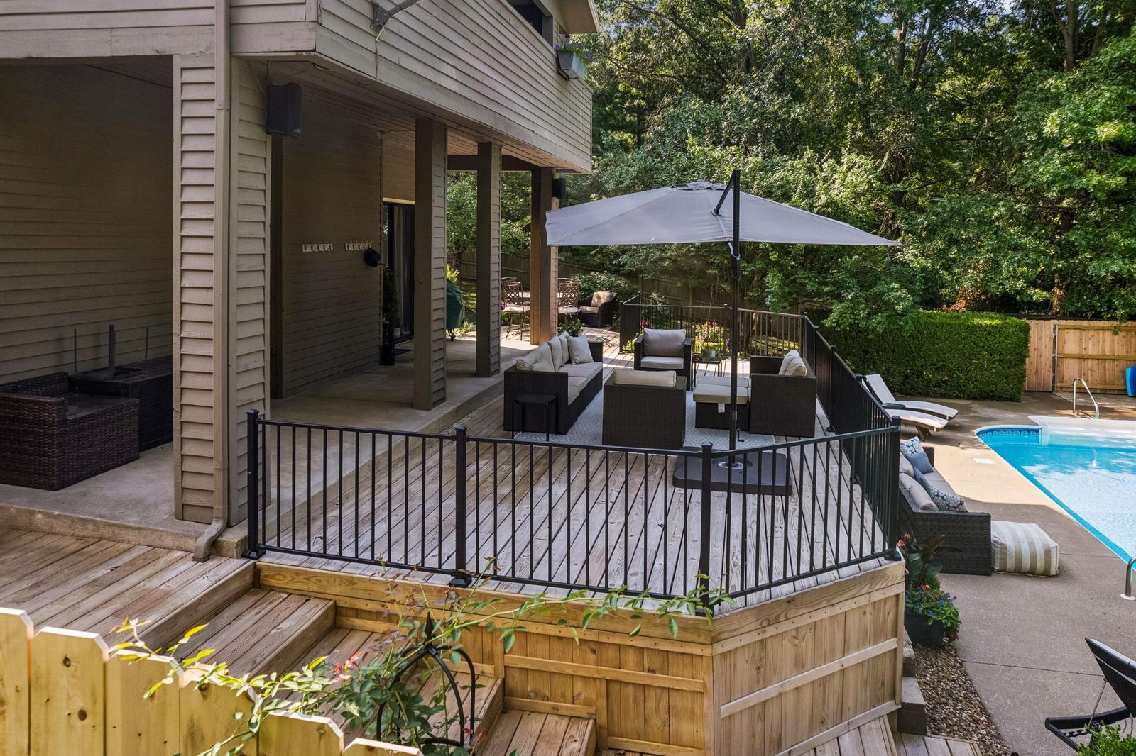 Deck 2 at 4550 E Bannister Road, Springfield, MO 65809