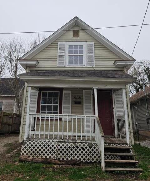 Front of 908 W Harrison Street, Springfield, MO 65806