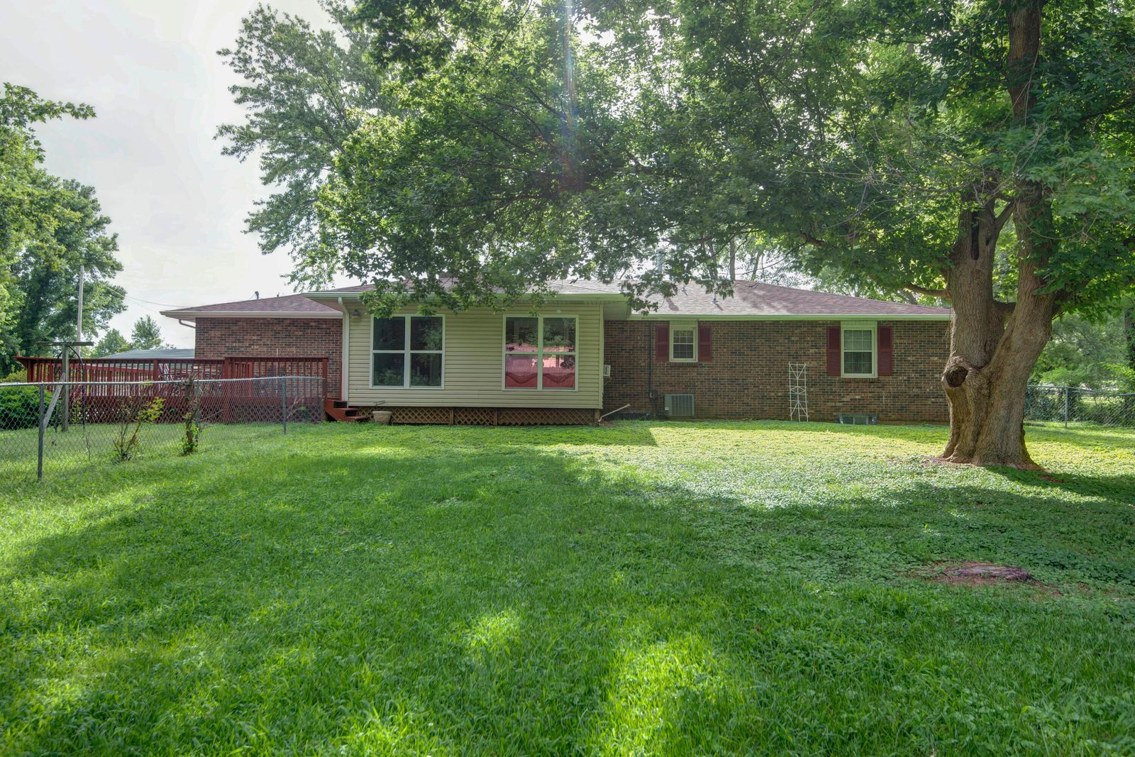 Back of House at 2369 N Farm Road 101, Springfield, MO 65802