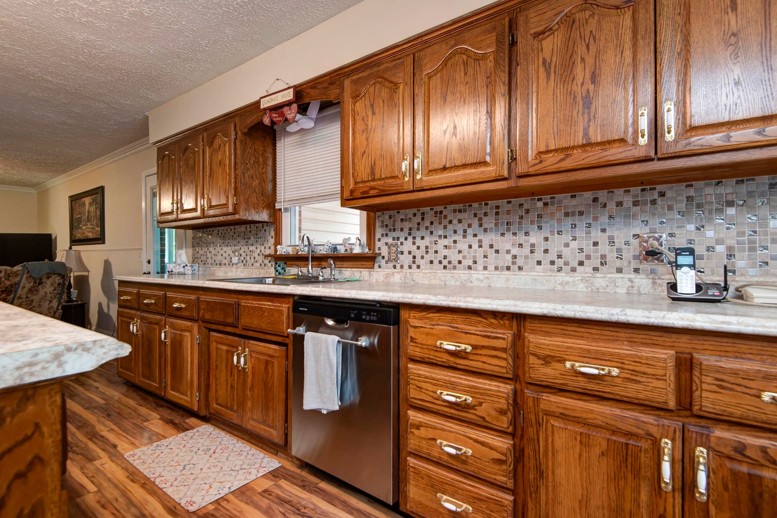 Kitchen at 2369 N Farm Road 101, Springfield, MO 65802