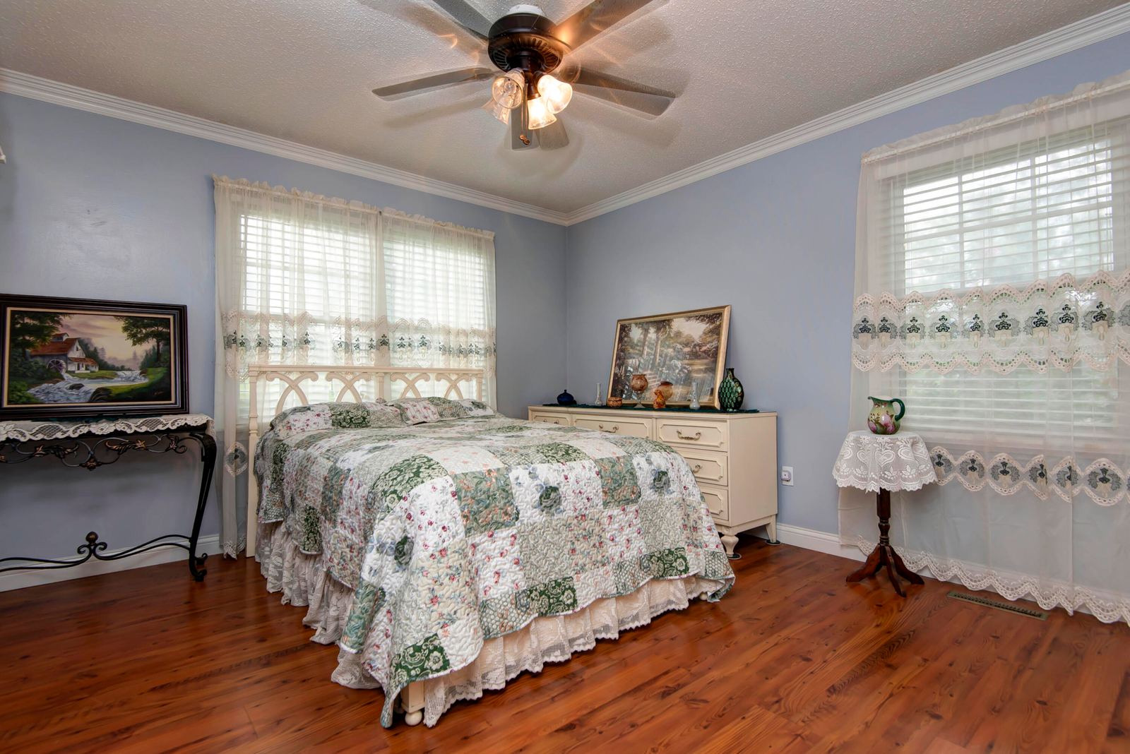Guest Bedroom at 2369 N Farm Road 101, Springfield, MO 65802