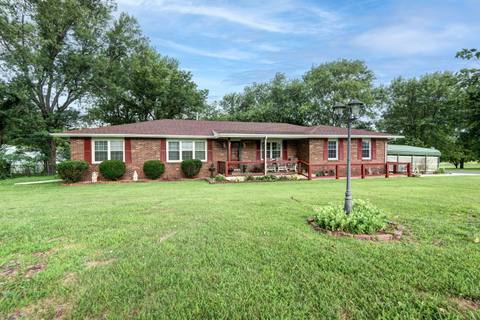 Front of House at 2369 N Farm Road 101, Springfield, MO 65802