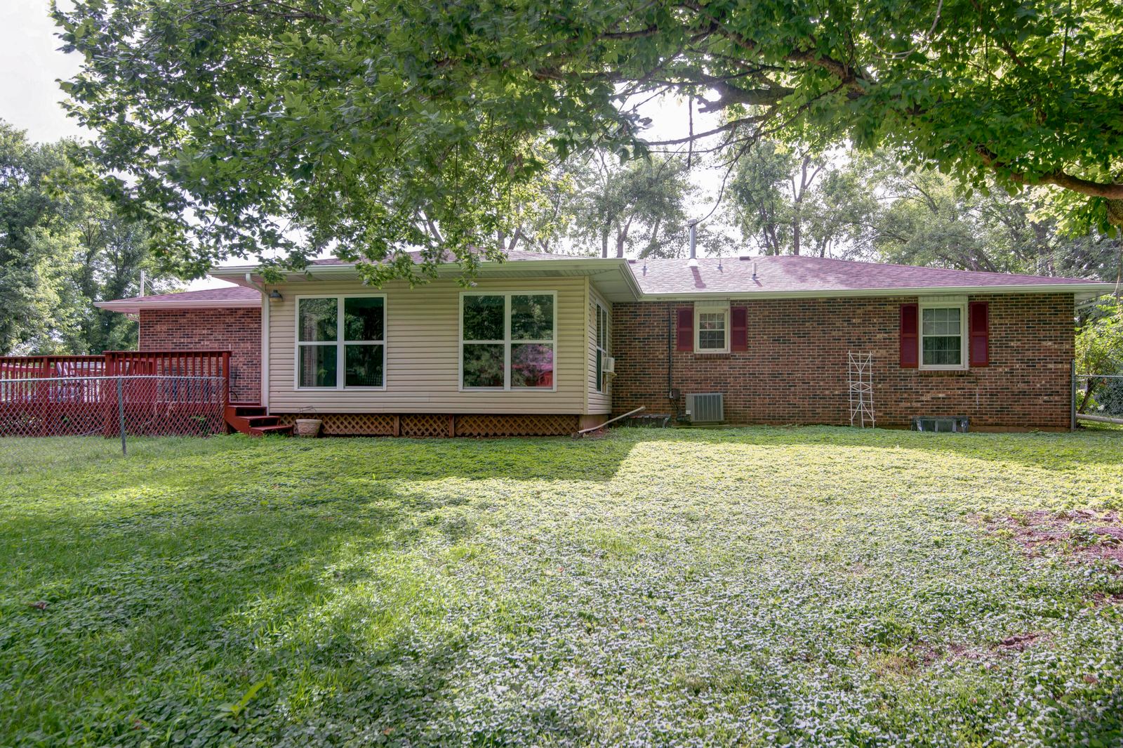 Back of House at 2369 N Farm Road 101, Springfield, MO 65802