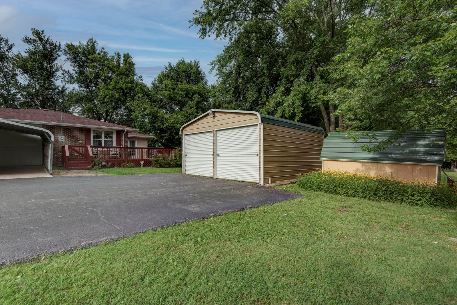 Detached 2 car Garage at 2369 N Farm Road 101, Springfield, MO 65802