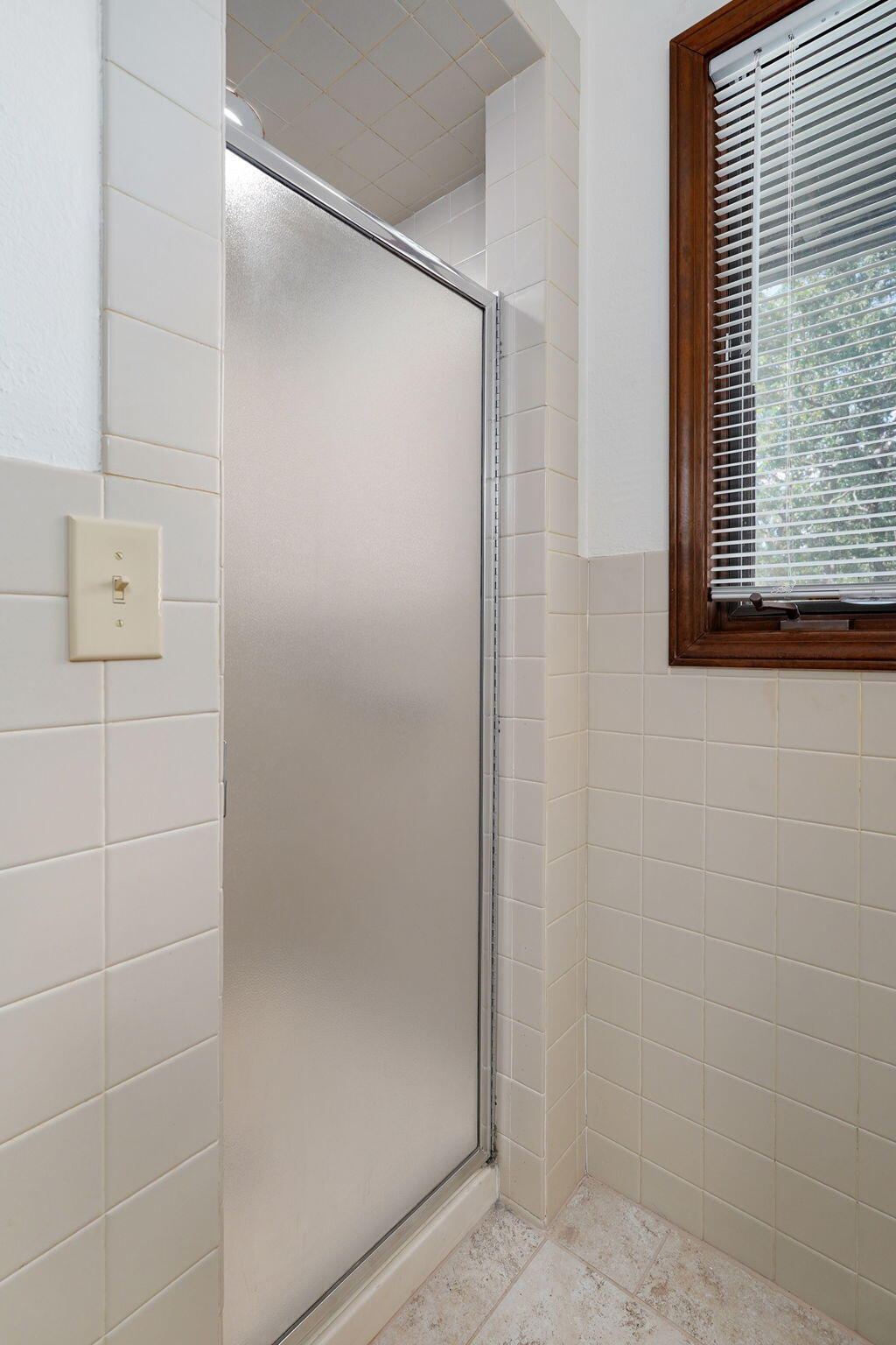 Oversized Full Guest Bath at 1214 W Beverly Hills Drive, Springfield, MO 65803