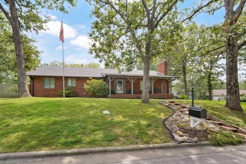 Beverly Hills Estates at 1214 W Beverly Hills Drive, Springfield, MO 65803