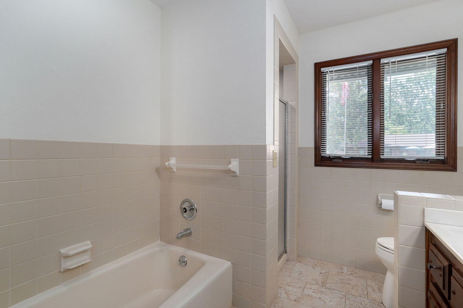 Oversized Full Guest Bath at 1214 W Beverly Hills Drive, Springfield, MO 65803