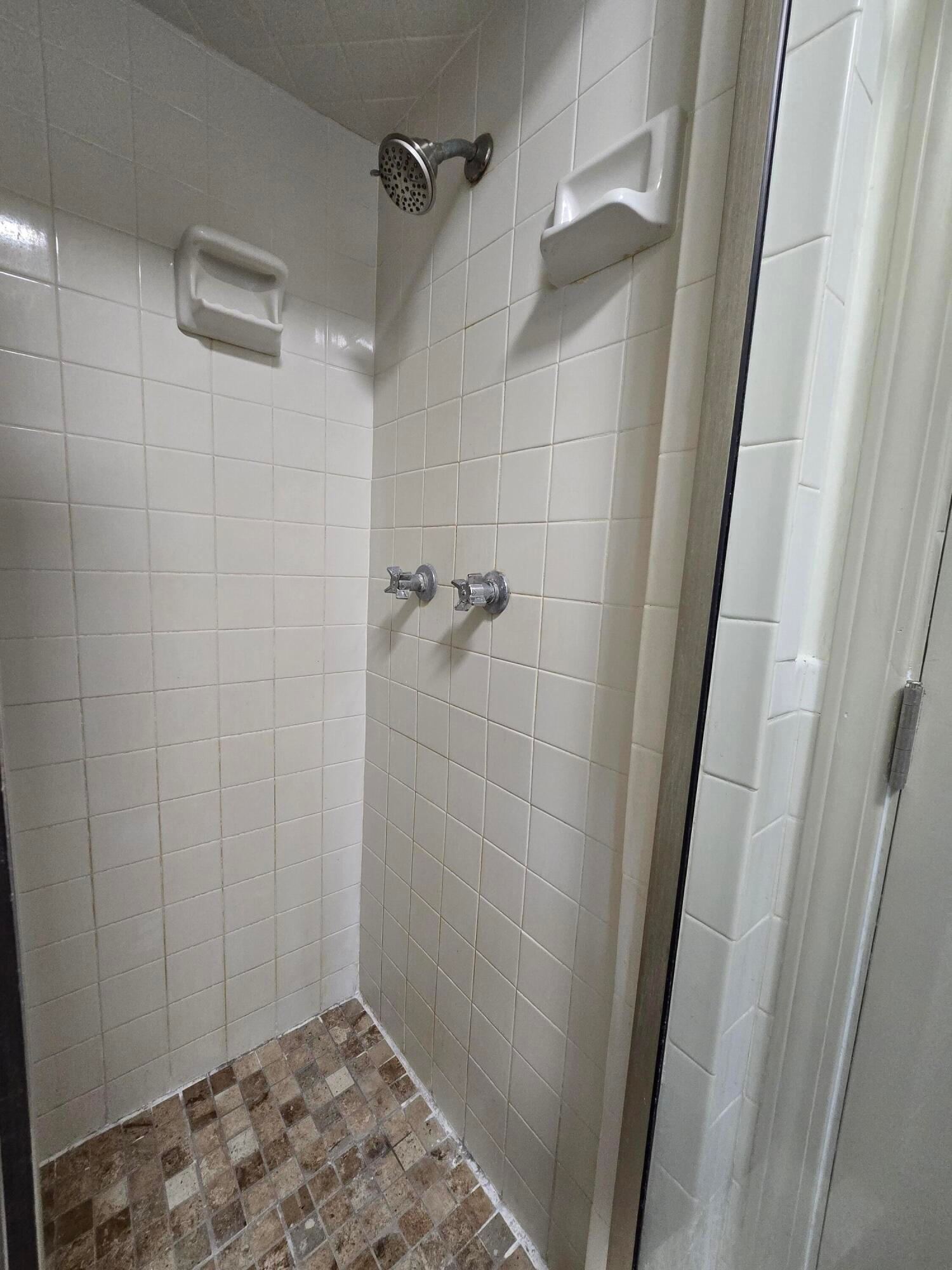 20251211_142726 at 4321 S Ridgecrest Drive, Springfield, MO 65810