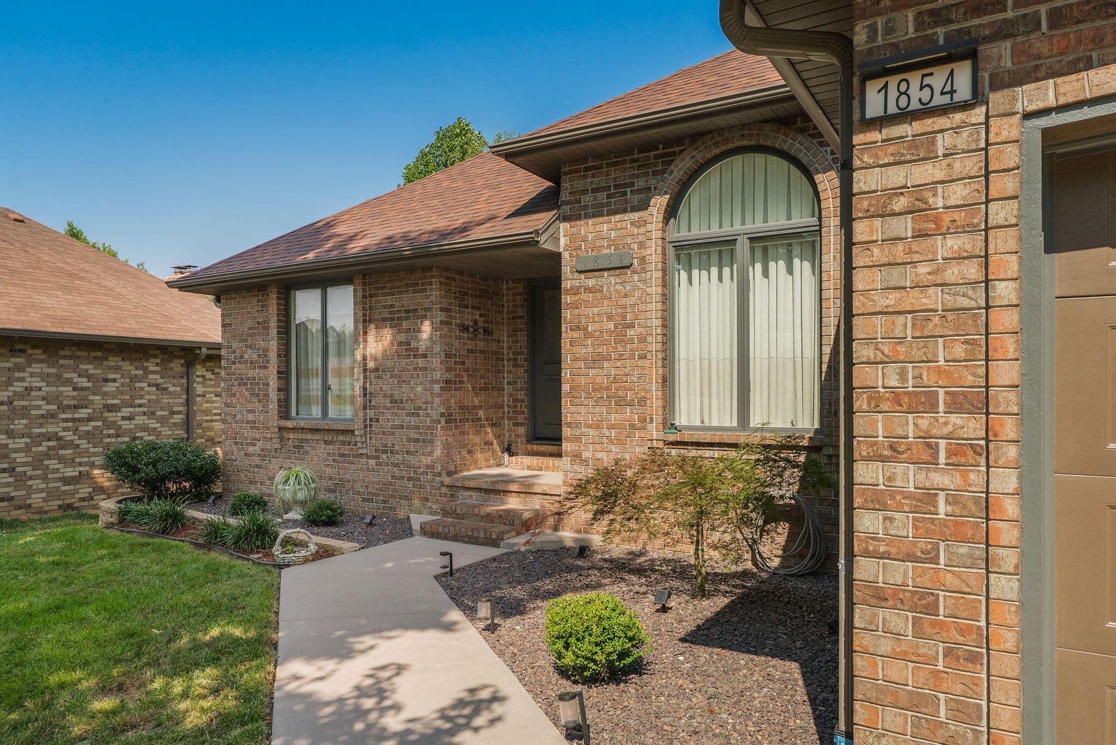 1854Oakmont-4 at 1854 S Oakmont Avenue, Springfield, MO 65809