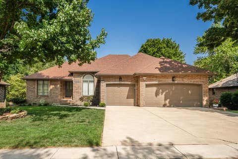 Front of 1854 S Oakmont Avenue, Springfield, MO 65809