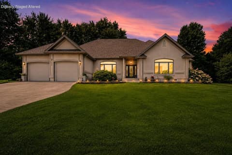 Front of 3702 E Dartmoor Court, Springfield, MO 65802