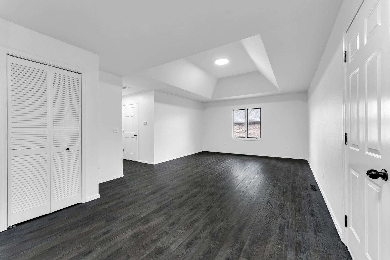7 at 1348 E Arlington Street, Springfield, MO 65803