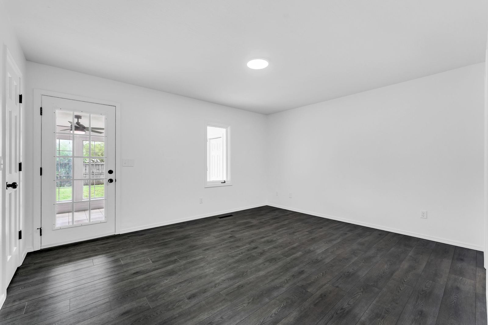 15 at 1348 E Arlington Street, Springfield, MO 65803
