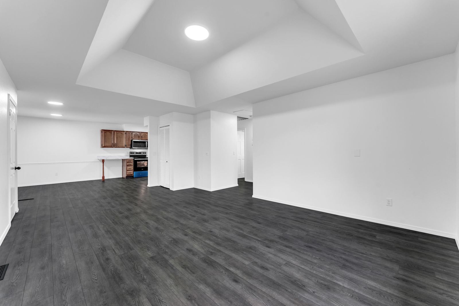 13 at 1348 E Arlington Street, Springfield, MO 65803