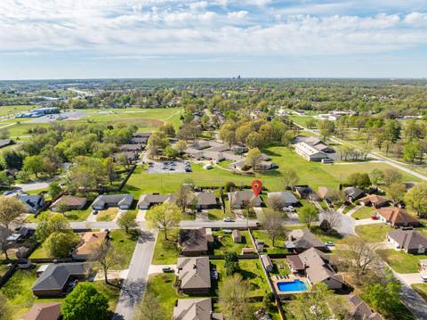 2 at 1348 E Arlington Street, Springfield, MO 65803