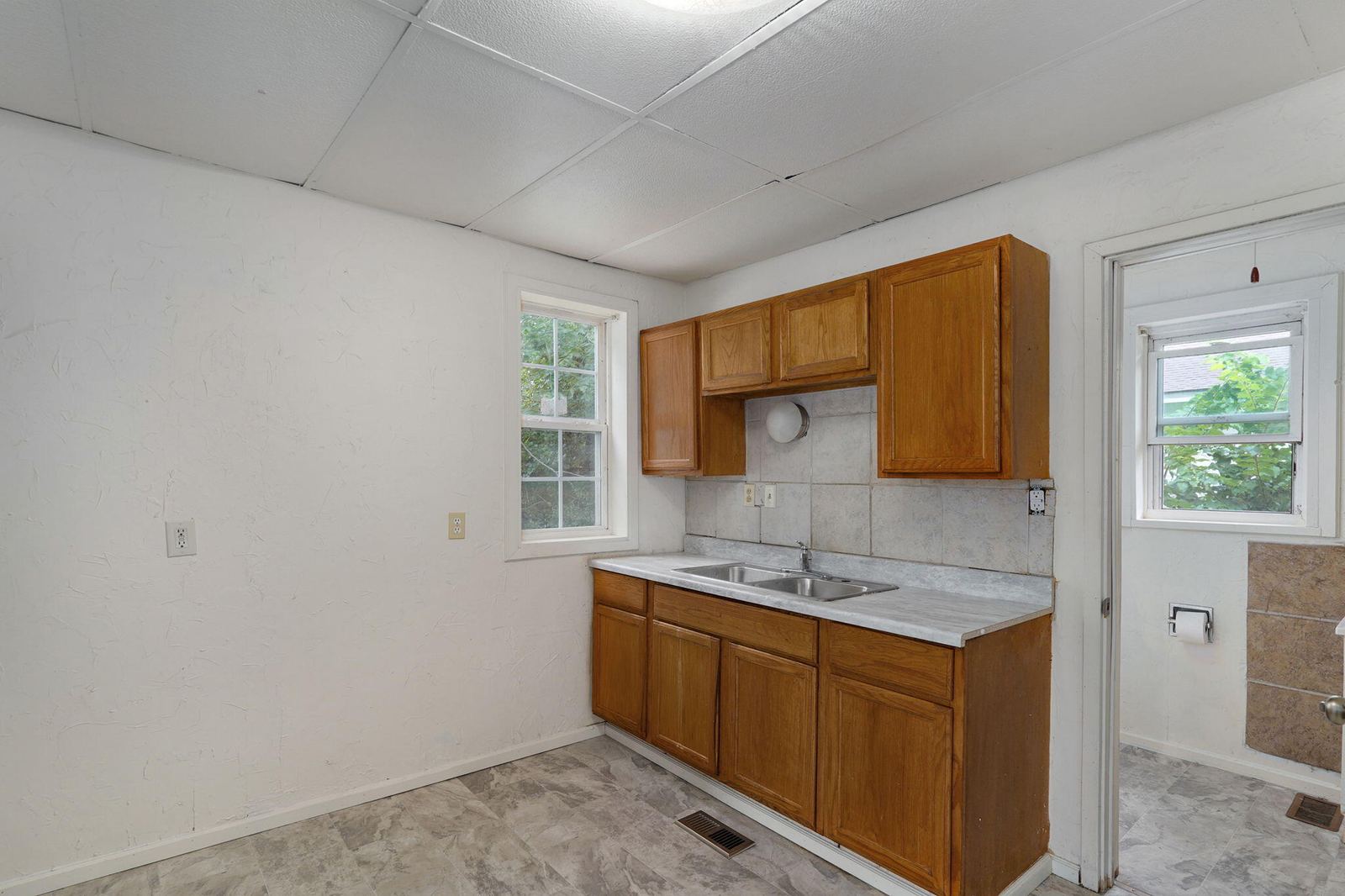 521 W Harrison St-10 at 521 W Harrison Street, Springfield, MO 65806
