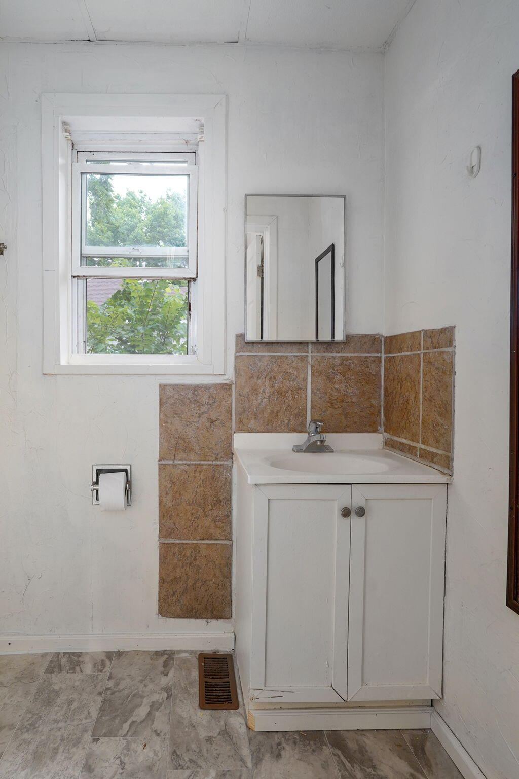 521 W Harrison St-13 at 521 W Harrison Street, Springfield, MO 65806