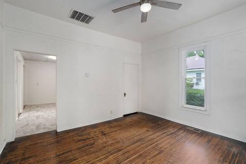 521 W Harrison St-5 at 521 W Harrison Street, Springfield, MO 65806