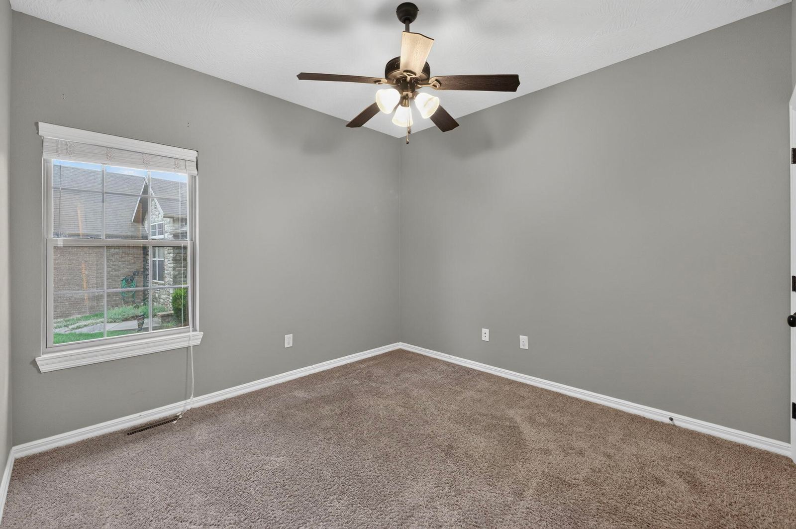 IMG_1776 at 831 N Grapevine Road, Springfield, MO 65802