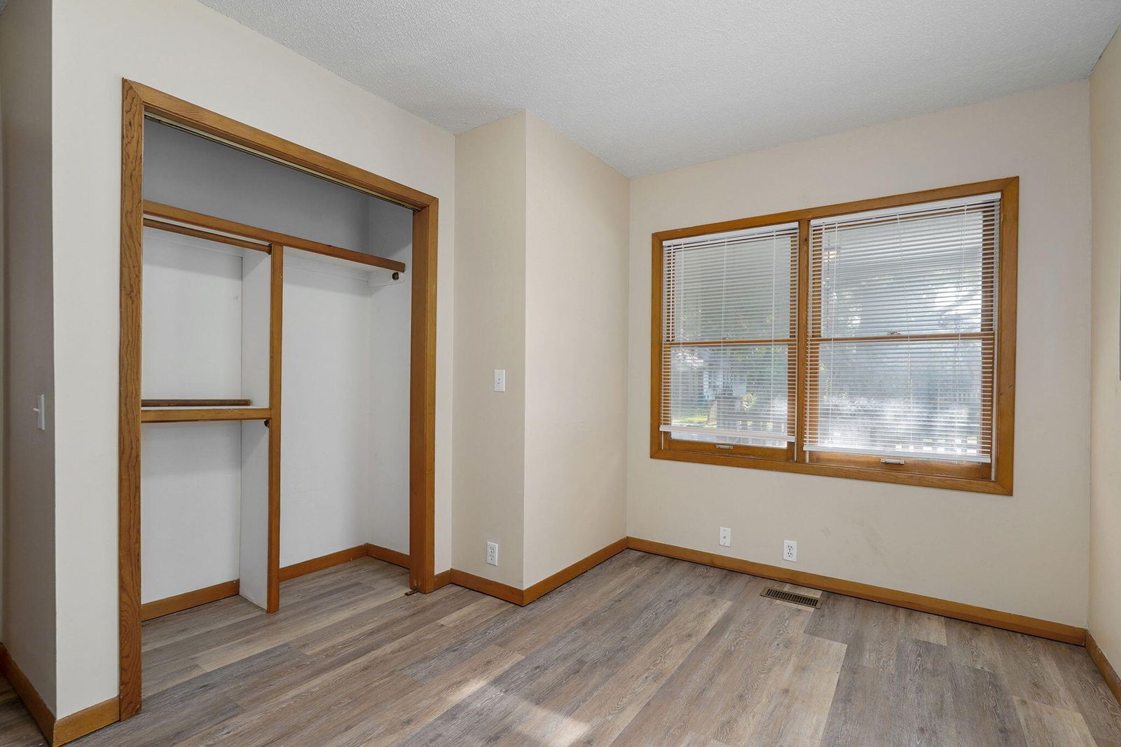1038 S Stewart Ave-15 at 1038 S Stewart Avenue, Springfield, MO 65804