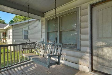 1038 S Stewart Ave-8 at 1038 S Stewart Avenue, Springfield, MO 65804