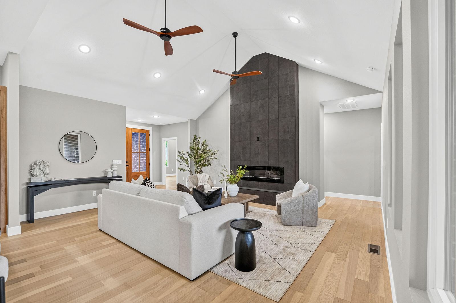 Living Room at 5048 E Swale Court, Springfield, MO 65802