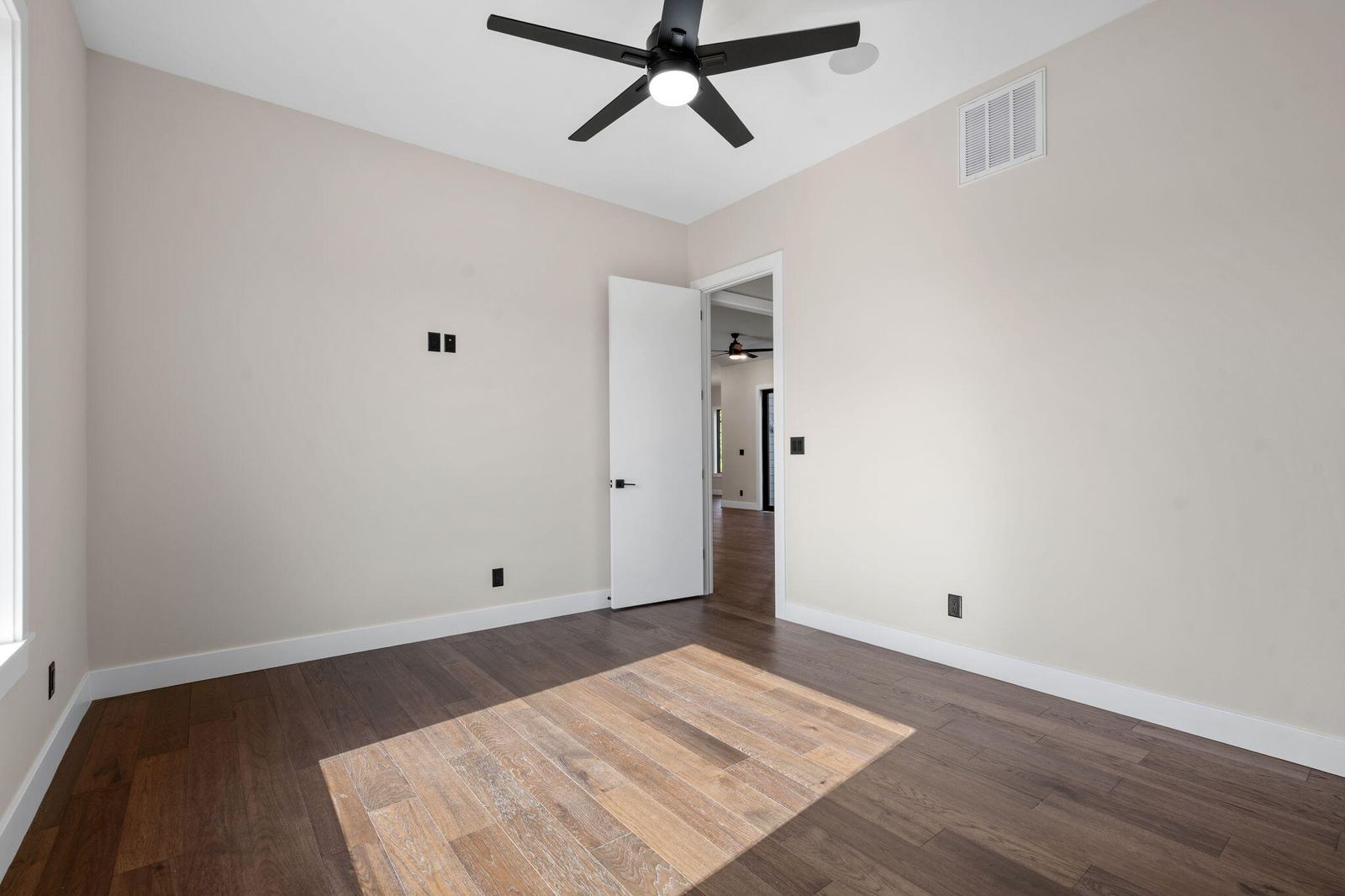31-web-or-mls-DSC00668 at 254 S Mumford Court, Springfield, MO 65802