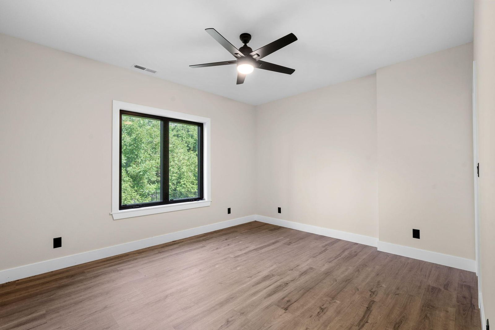 81-web-or-mls-DSC00852 at 254 S Mumford Court, Springfield, MO 65802