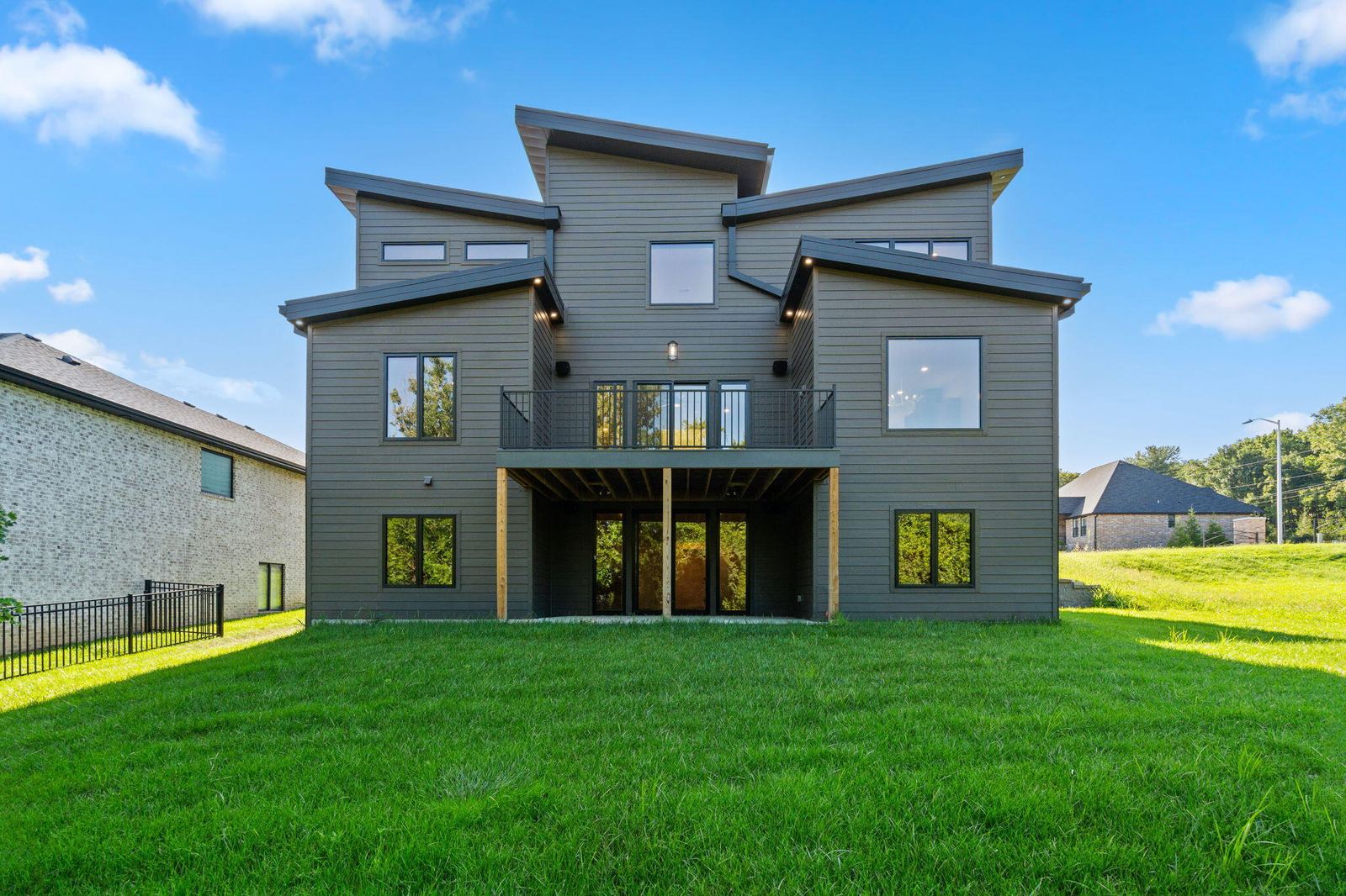 87-web-or-mls-DSC00862 at 254 S Mumford Court, Springfield, MO 65802