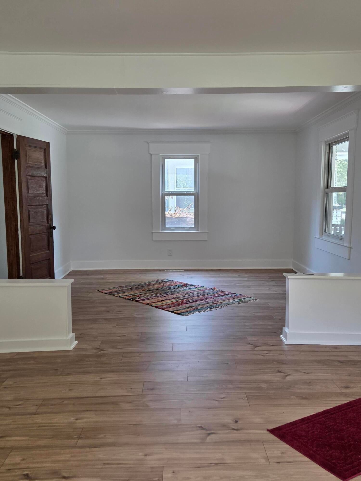 20053 at 1633 E Lombard Street, Springfield, MO 65802