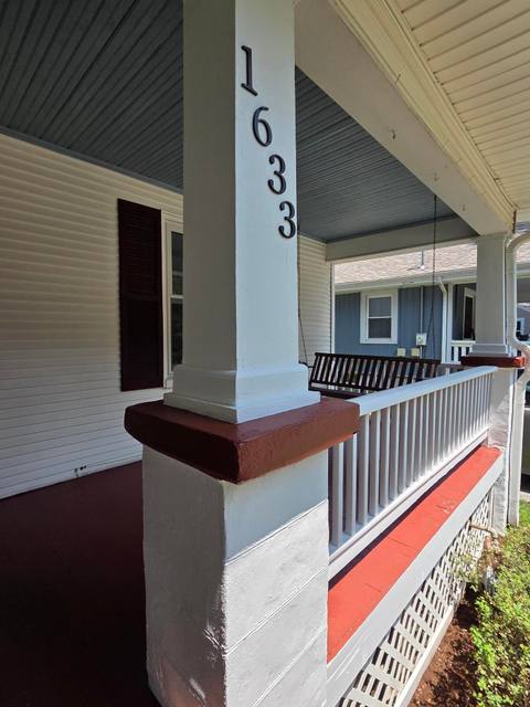 20056 at 1633 E Lombard Street, Springfield, MO 65802