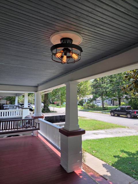 20055 at 1633 E Lombard Street, Springfield, MO 65802