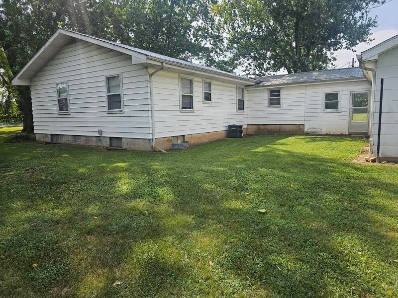 Rear Elevation at 3117 N Farm Road 123, Springfield, MO 65803