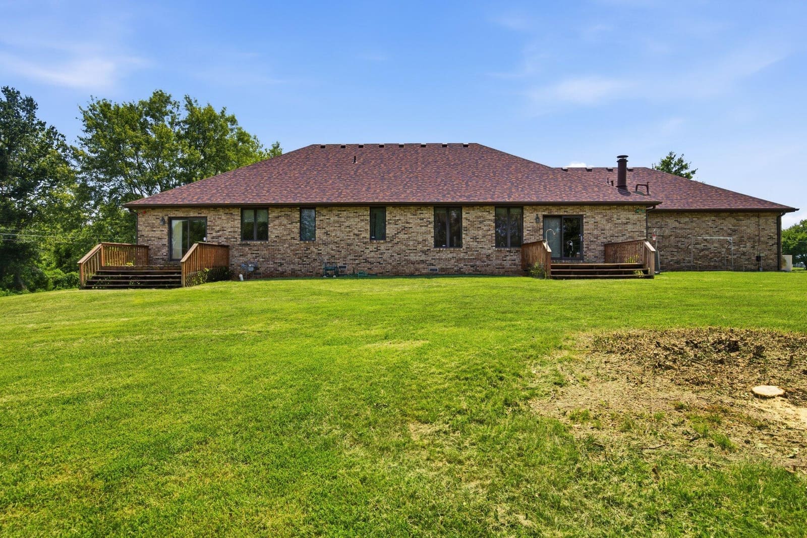 7 at 3003 N Farm Road 137, Springfield, MO 65803