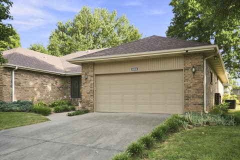2-web-or-mls-DSC00912 at 1255 E Lafayette Court, Springfield, MO 65804