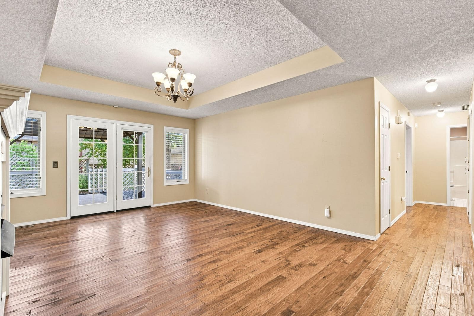7-web-or-mls-DSC00967 at 1255 E Lafayette Court, Springfield, MO 65804